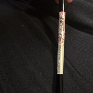 Mac life’s a breeze lip liner